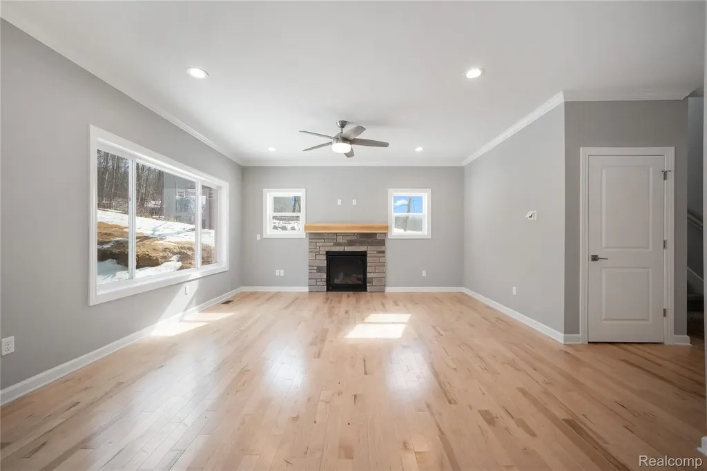 16085 Catalpa Ridge Drive Holly Township MI 48442
