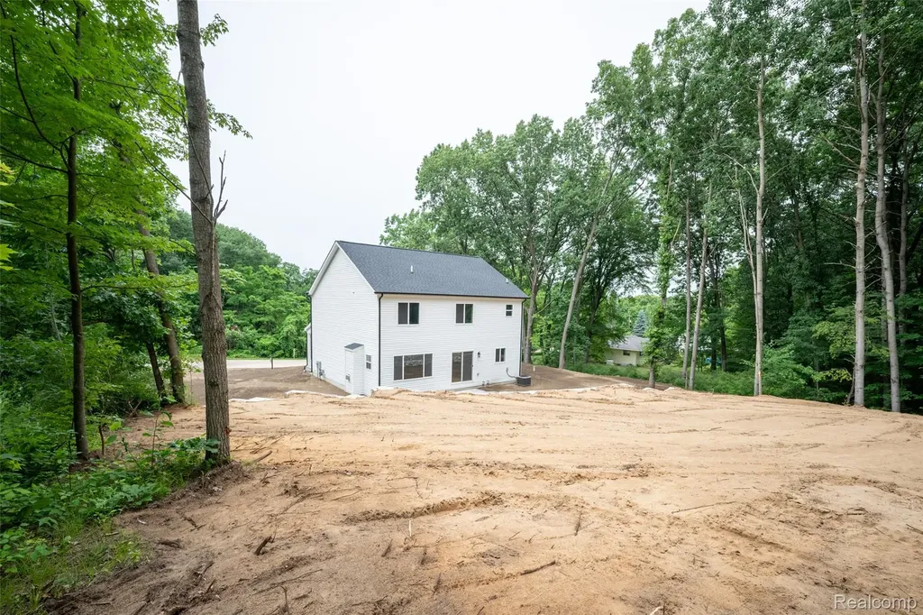 16085 Catalpa Ridge Drive Holly Township MI 48442