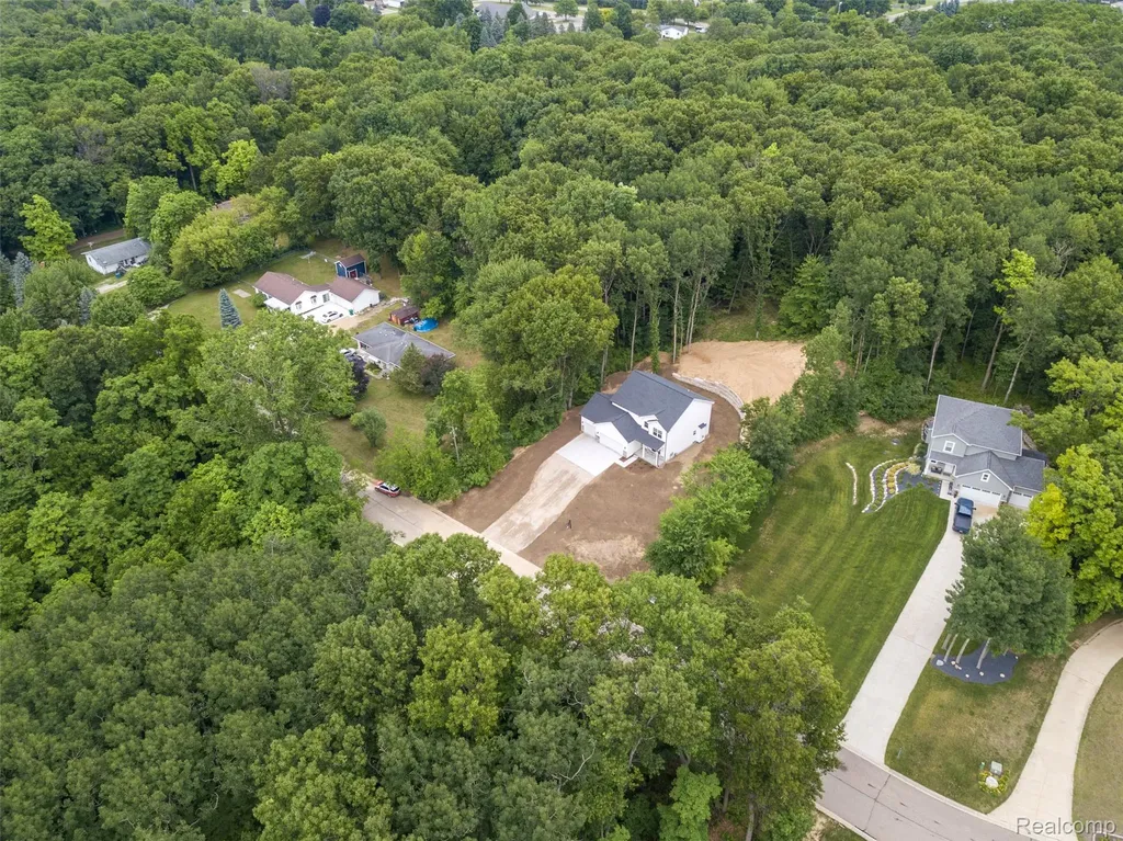 16085 Catalpa Ridge Drive Holly Township MI 48442