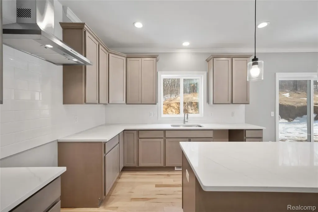16085 Catalpa Ridge Drive Holly Township MI 48442
