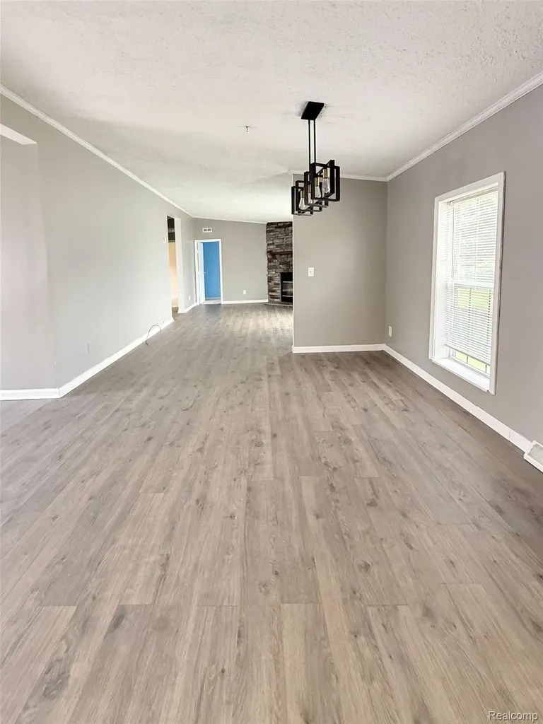 6255 Telegraph Road Bedford Township MI 48133