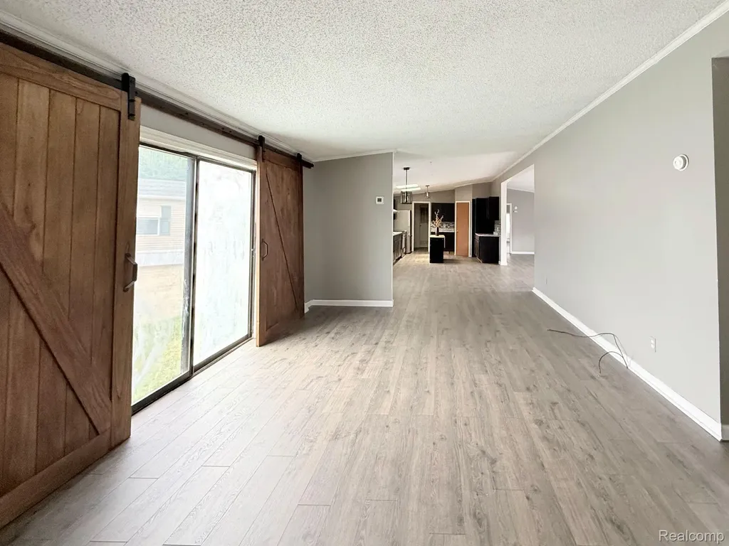 6255 Telegraph Road Bedford Township MI 48133