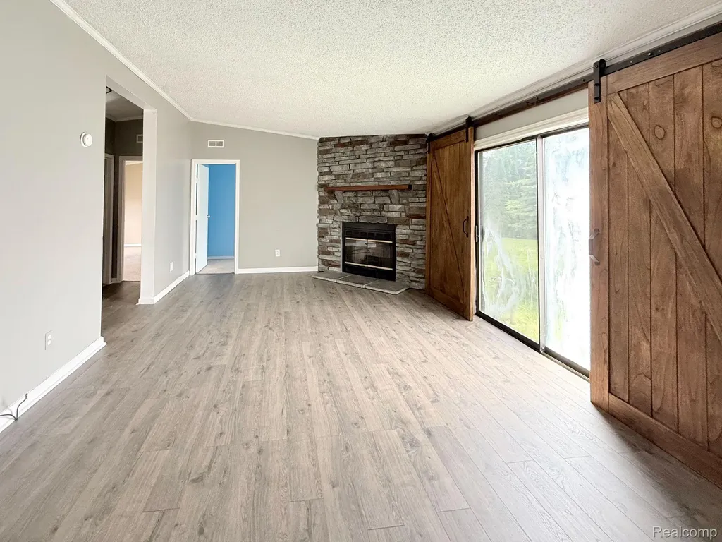 6255 Telegraph Road Bedford Township MI 48133