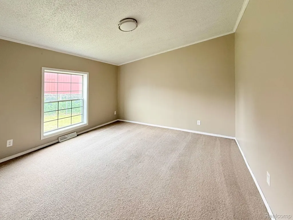 6255 Telegraph Road Bedford Township MI 48133
