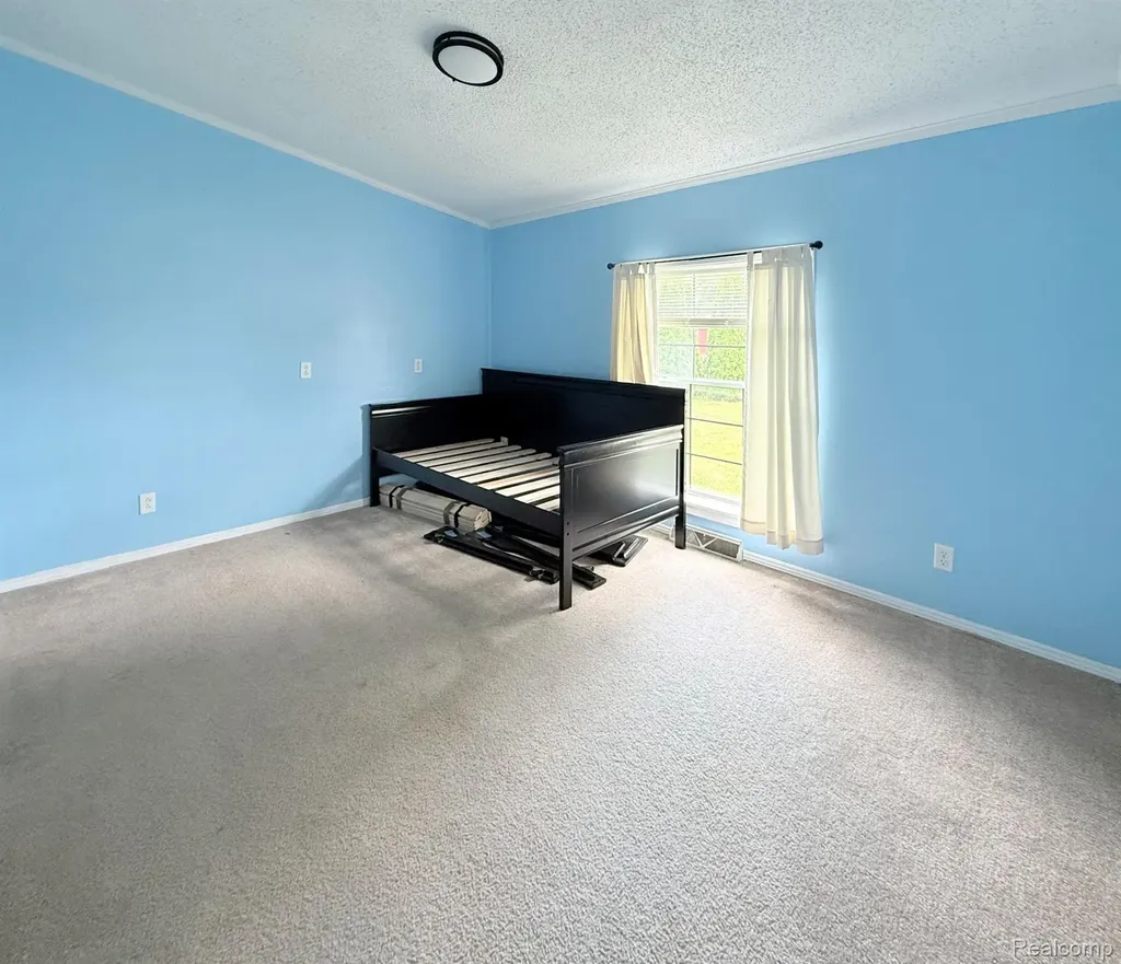 6255 Telegraph Road Bedford Township MI 48133