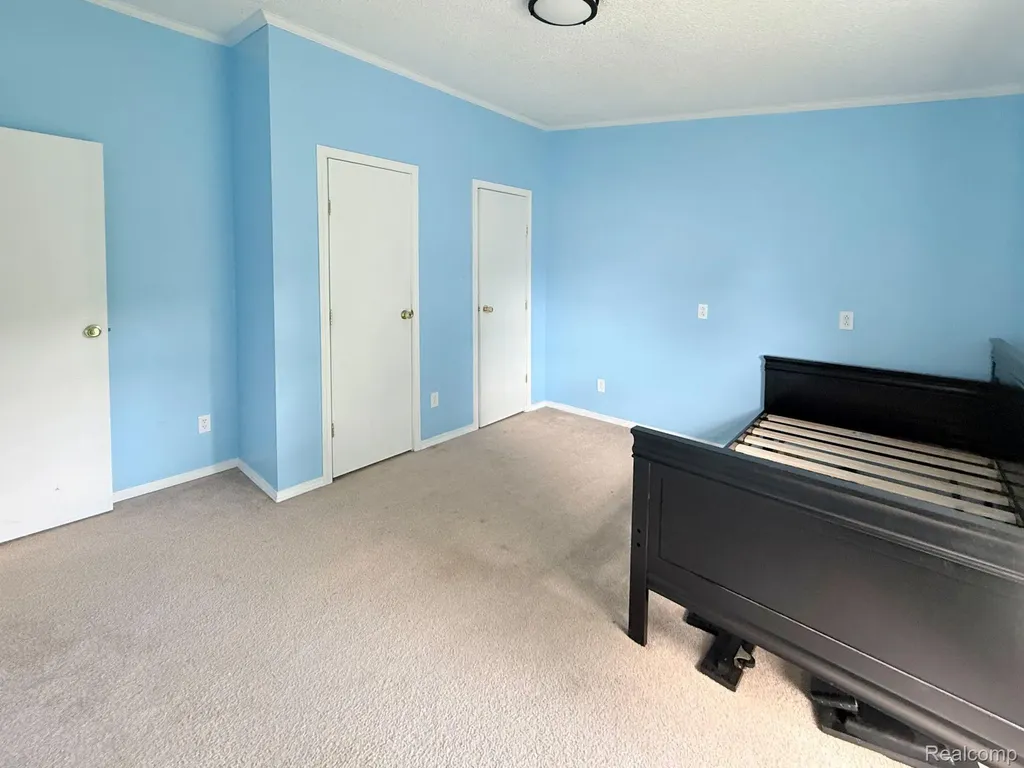 6255 Telegraph Road Bedford Township MI 48133