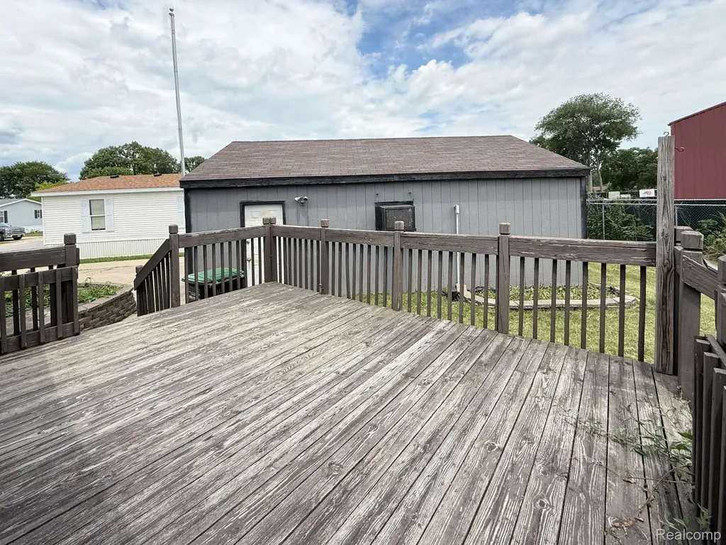 6255 Telegraph Road Bedford Township MI 48133