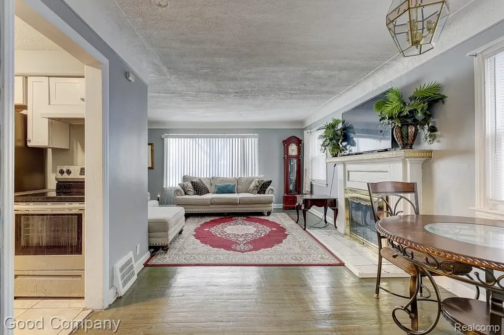 18669 Coyle Street Detroit City MI 48235