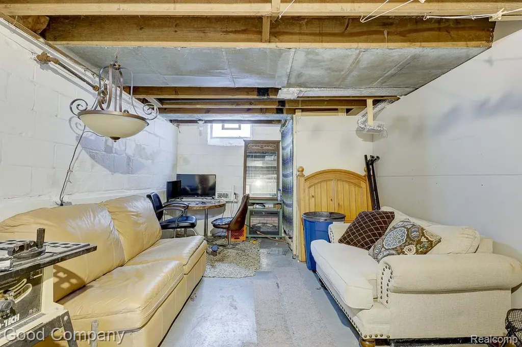 18669 Coyle Street Detroit City MI 48235