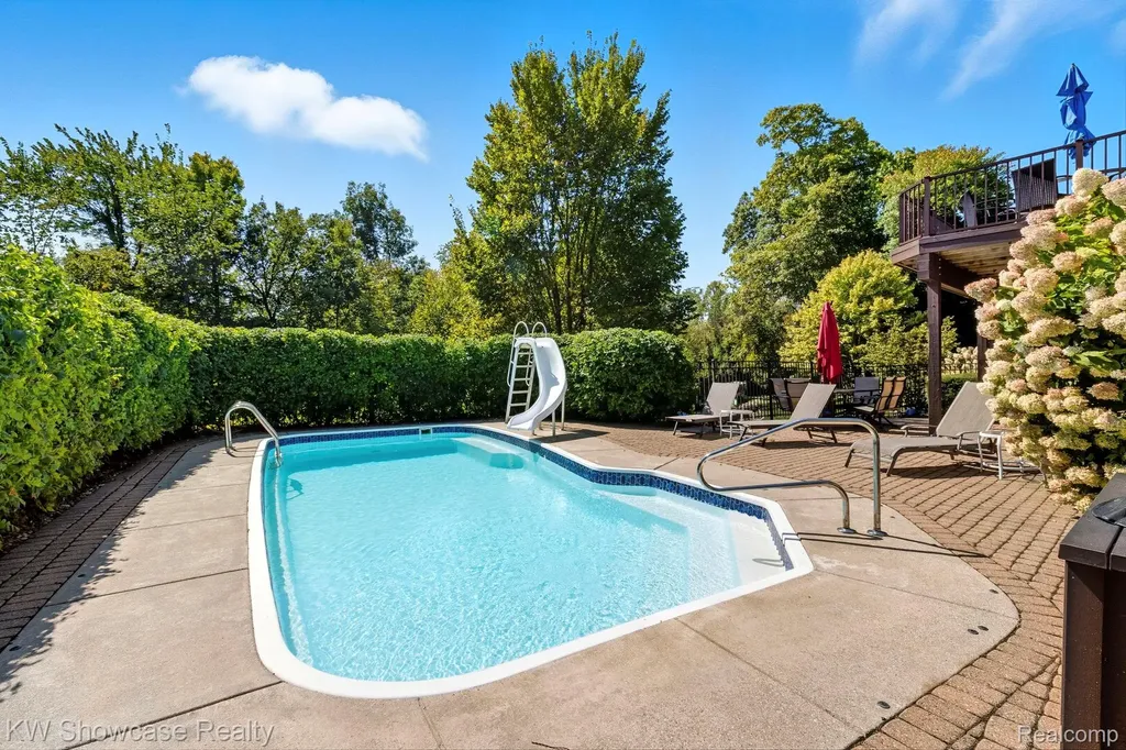 1539 Wandrei Court Commerce Charter Township MI 48382