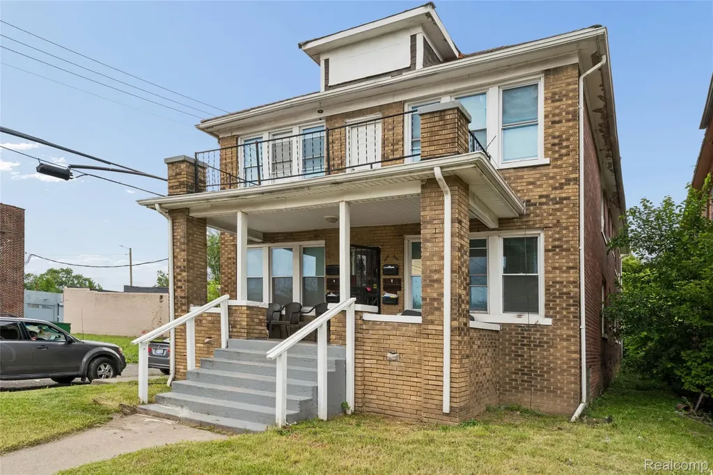 7225 American Street Detroit City MI 48210