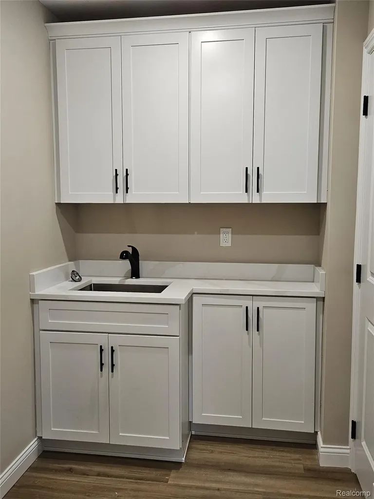 49241 London Bridge Drive Macomb Township MI 48042