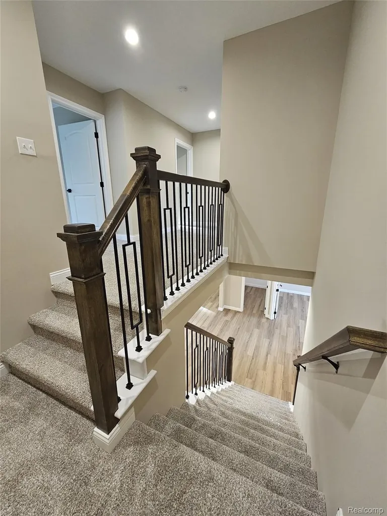 49241 London Bridge Drive Macomb Township MI 48042