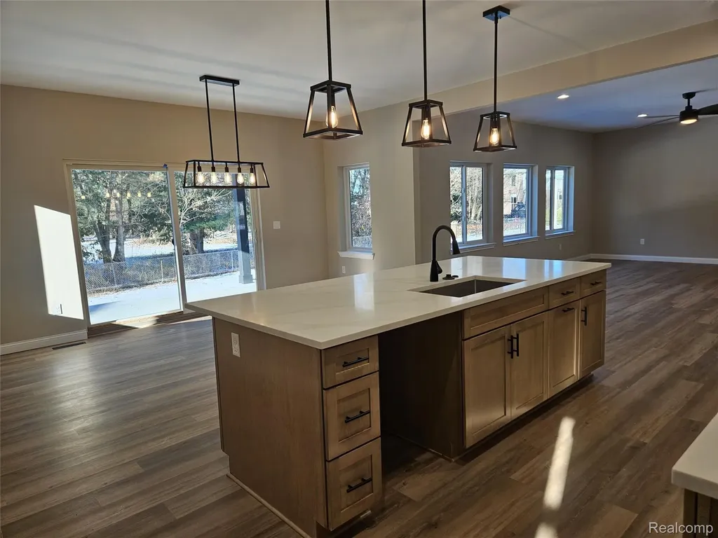 49241 London Bridge Drive Macomb Township MI 48042