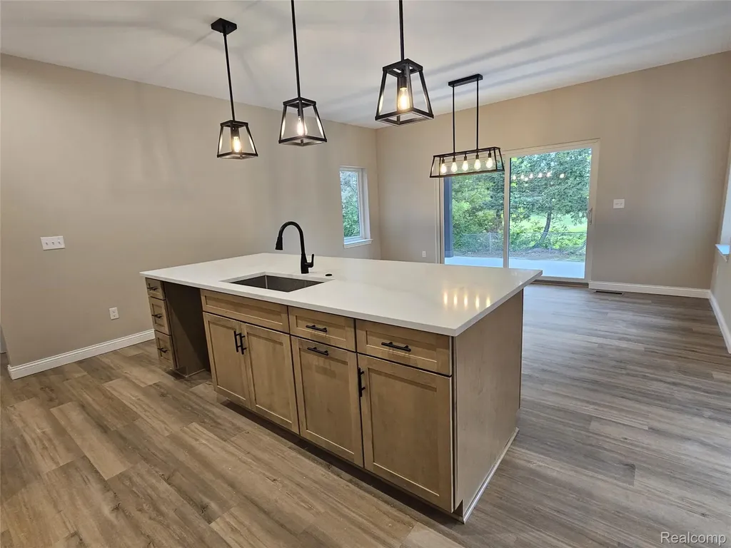 49241 London Bridge Drive Macomb Township MI 48042