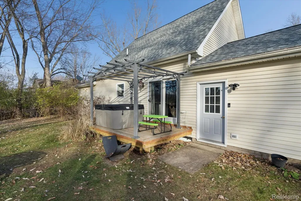 6974 Surrey Lane Jackson City MI 49201