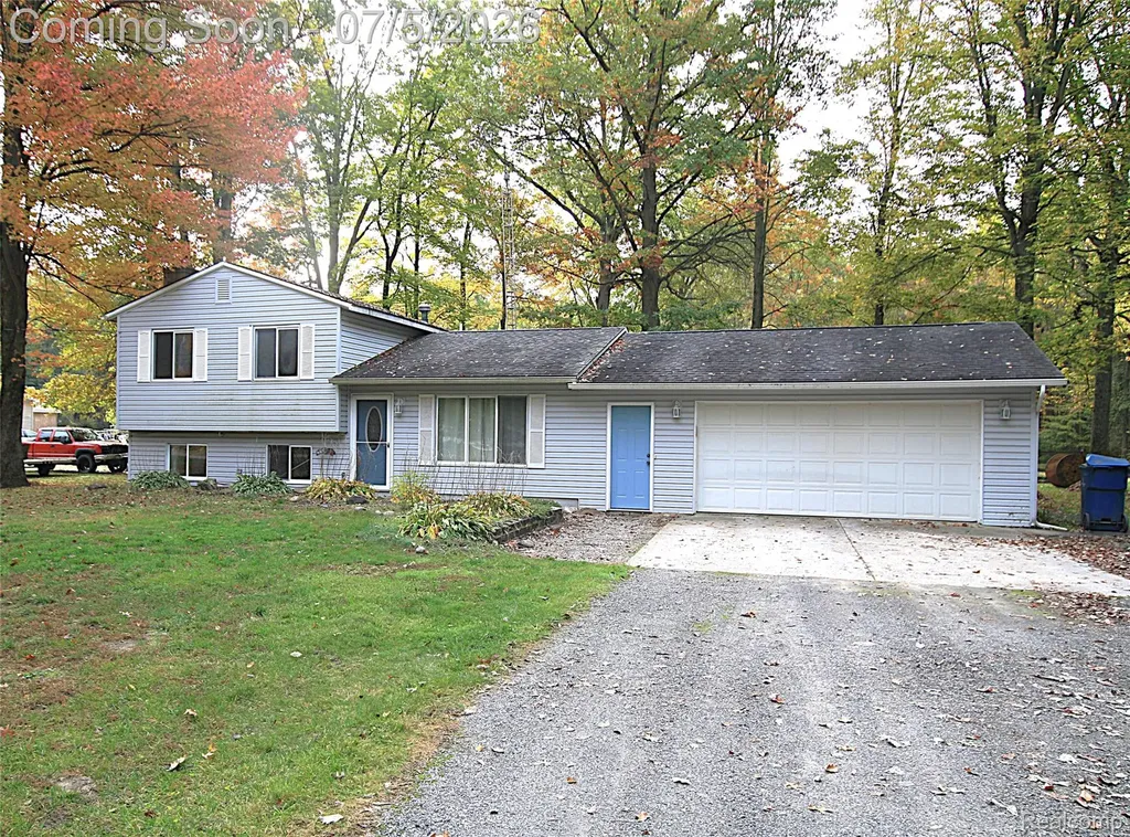 12403 Willard Road Montrose Charter Township MI 48417