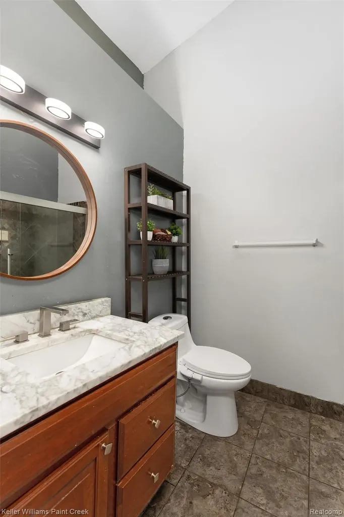 3201 Lynhurst Court Oakland Charter Township MI 48306