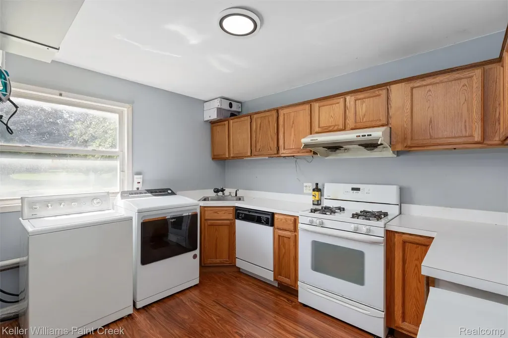 3201 Lynhurst Court Oakland Charter Township MI 48306
