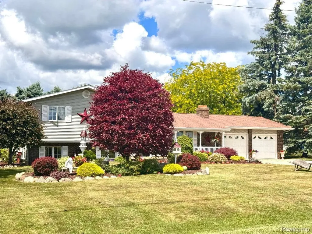 6686 Schott Road Mayville Village MI 48744