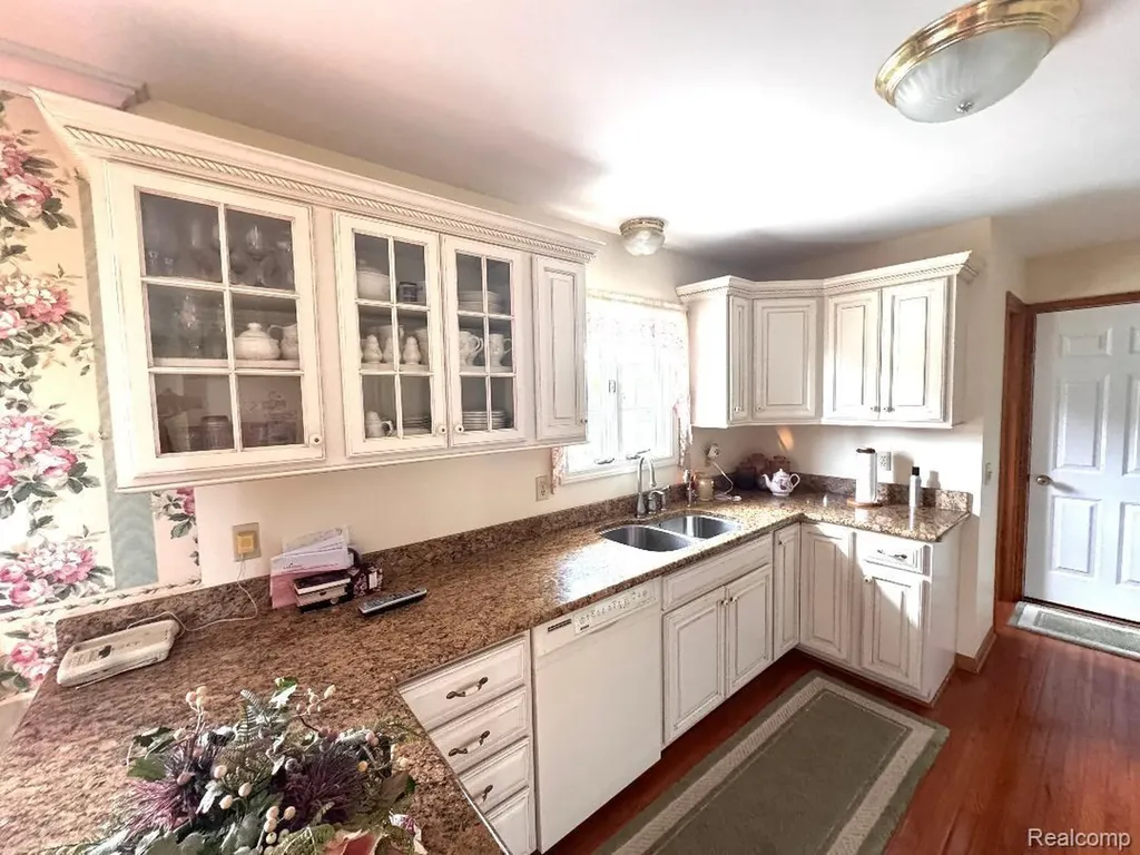 6686 Schott Road Mayville Village MI 48744