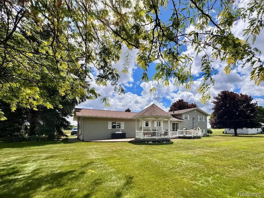 6686 Schott Road Mayville Village MI 48744