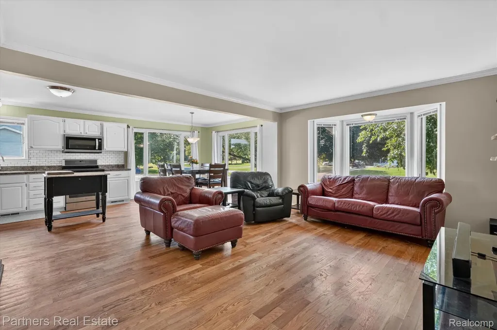 9145 Apple Orchard Drive Tyrone Township MI 48430