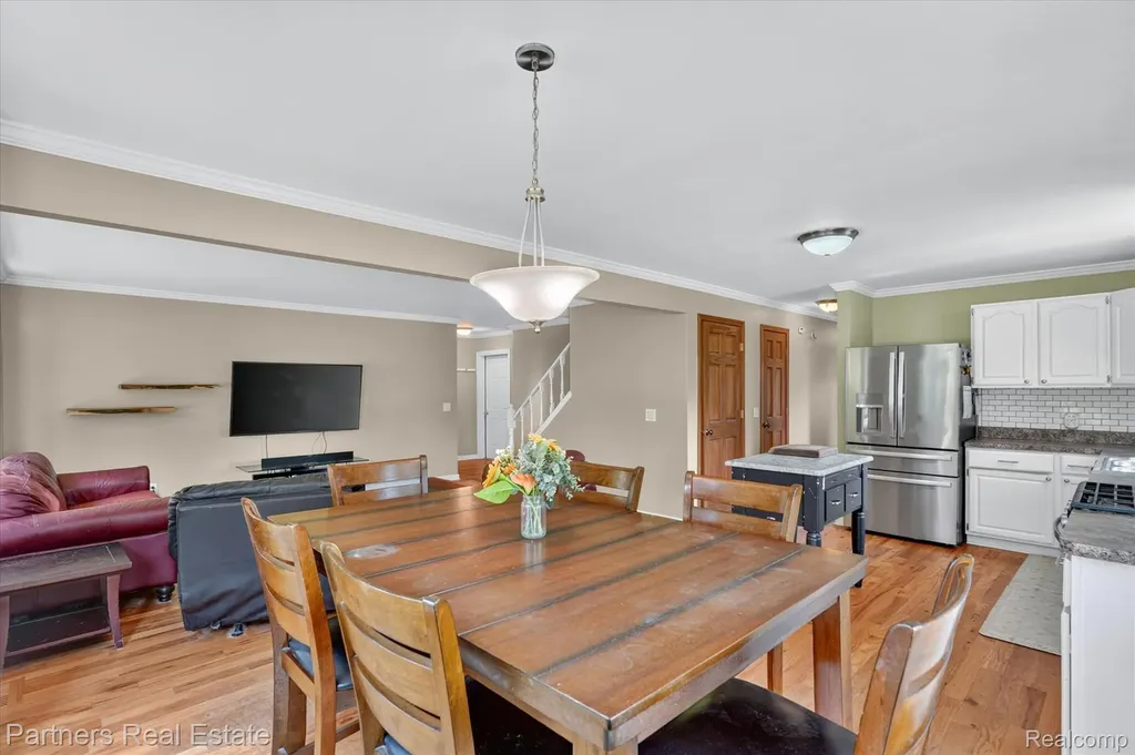9145 Apple Orchard Drive Tyrone Township MI 48430