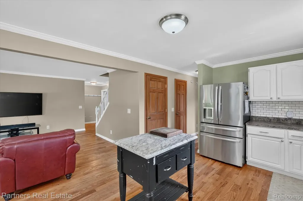 9145 Apple Orchard Drive Tyrone Township MI 48430