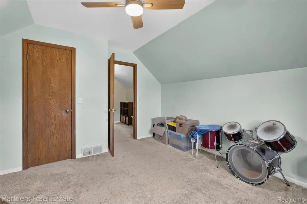 9145 Apple Orchard Drive Tyrone Township MI 48430