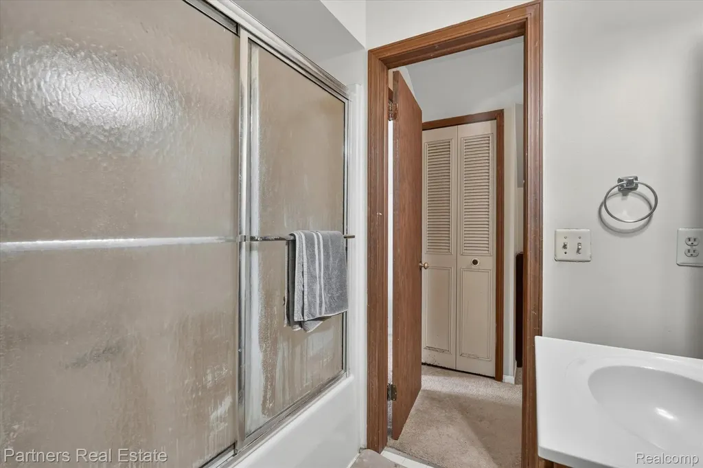 9145 Apple Orchard Drive Tyrone Township MI 48430
