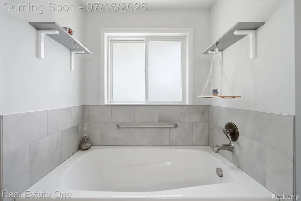 5575 Ciderberry Drive Genoa Township MI 48116