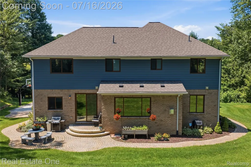 5575 Ciderberry Drive Genoa Township MI 48116