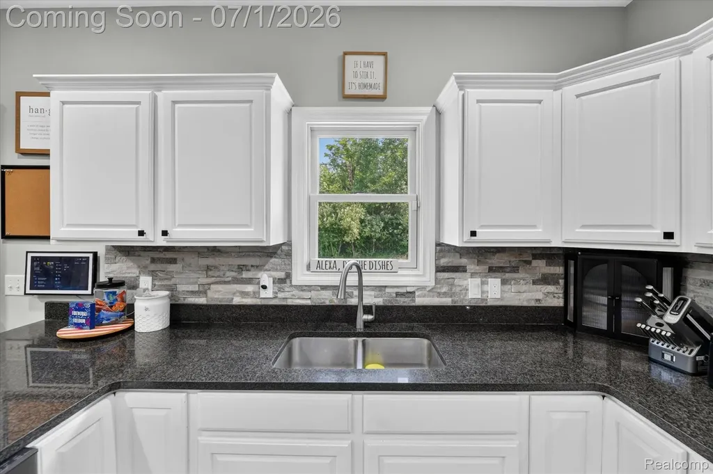 4185 Oak Street Grand Blanc Charter Township MI 48439