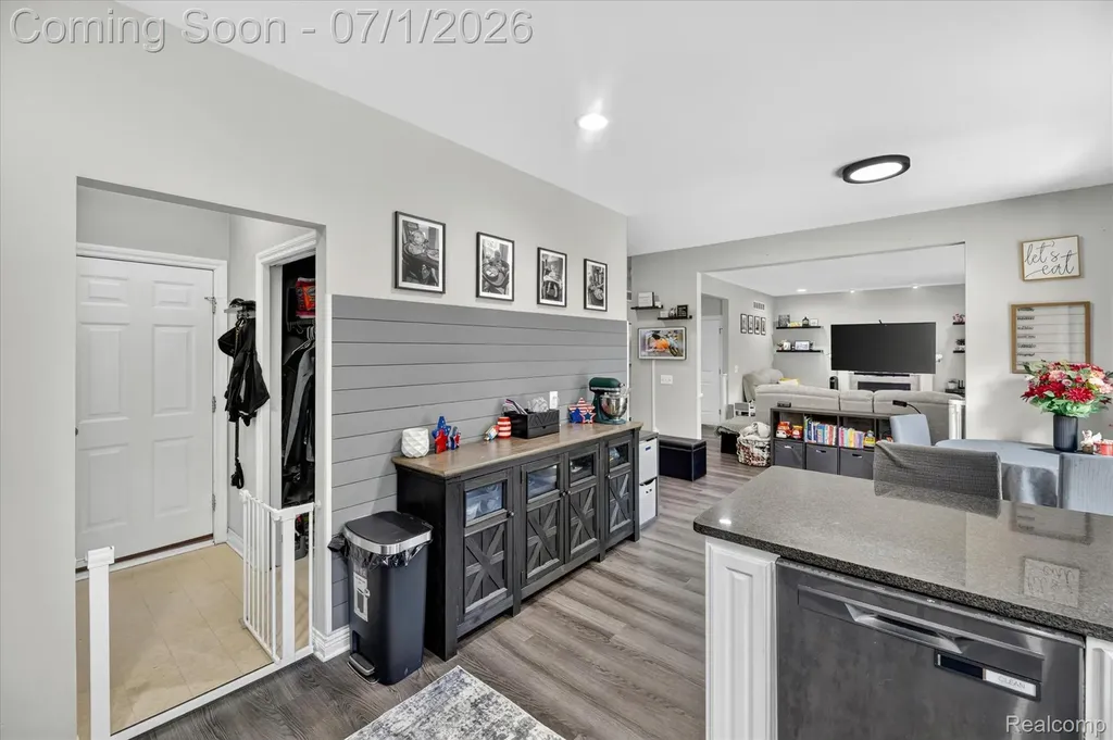 4185 Oak Street Grand Blanc Charter Township MI 48439