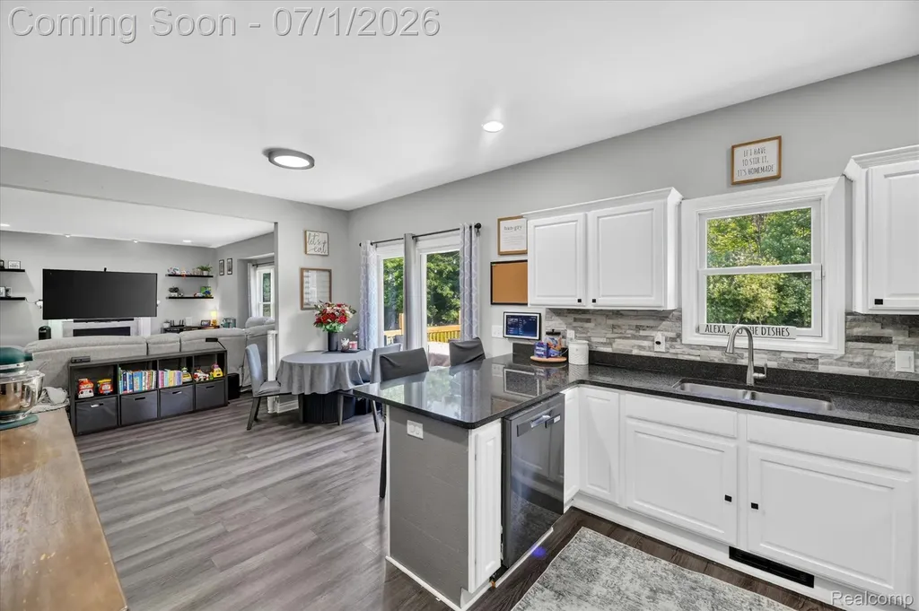 4185 Oak Street Grand Blanc Charter Township MI 48439