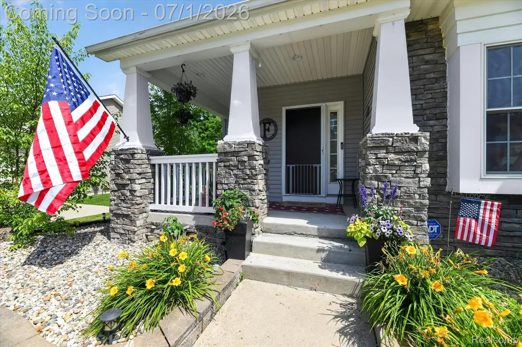 4185 Oak Street Grand Blanc Charter Township MI 48439