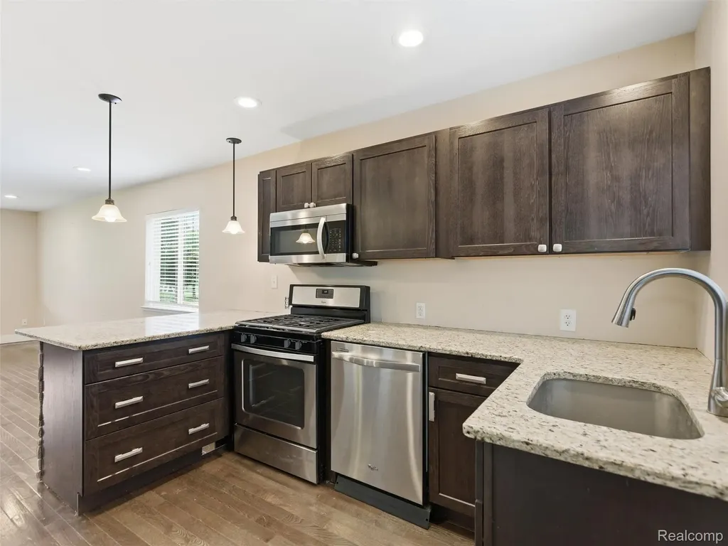 357 N Hospital Road Waterford Charter Township MI 48327