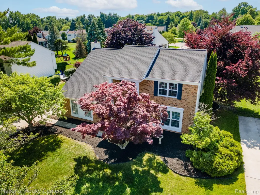 1884 Charrington Drive West Bloomfield Charter Township MI 48324
