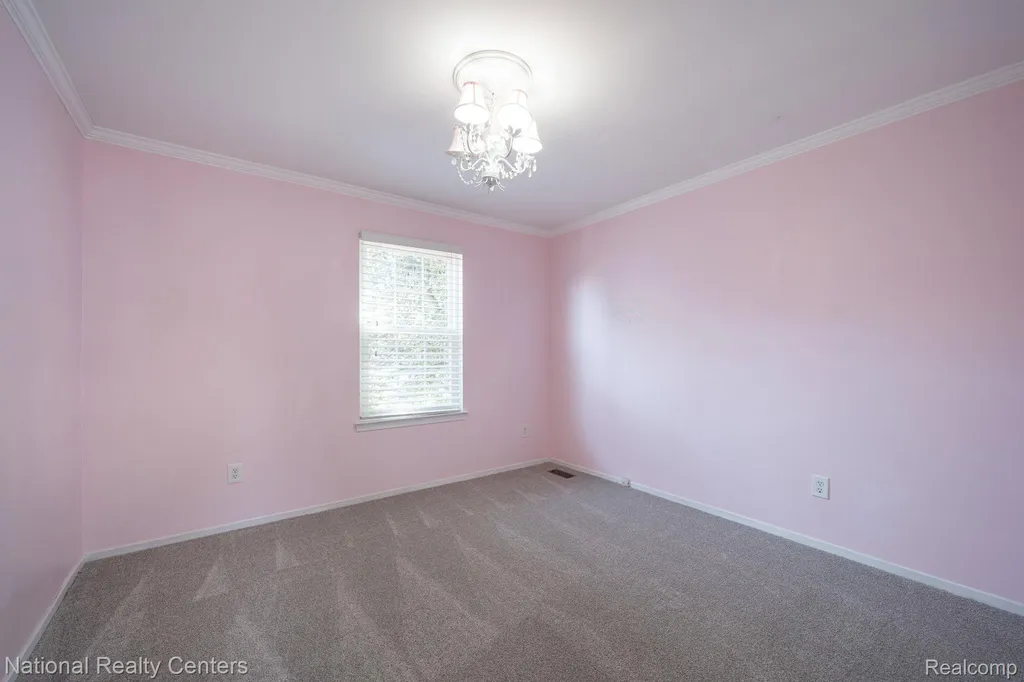 1884 Charrington Drive West Bloomfield Charter Township MI 48324