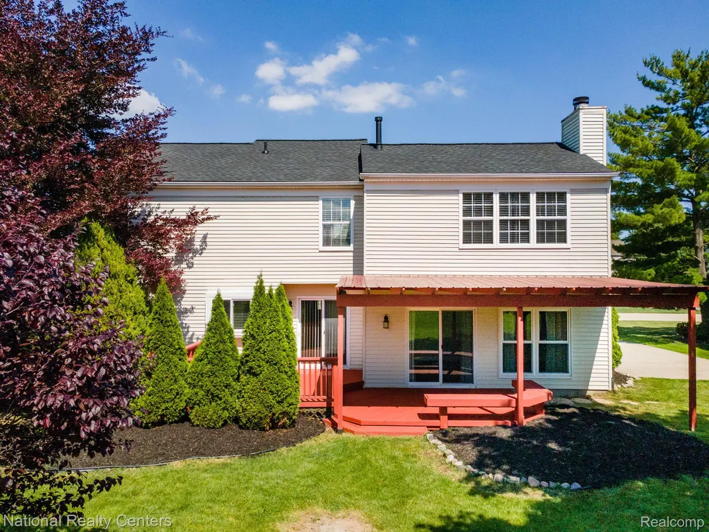 1884 Charrington Drive West Bloomfield Charter Township MI 48324