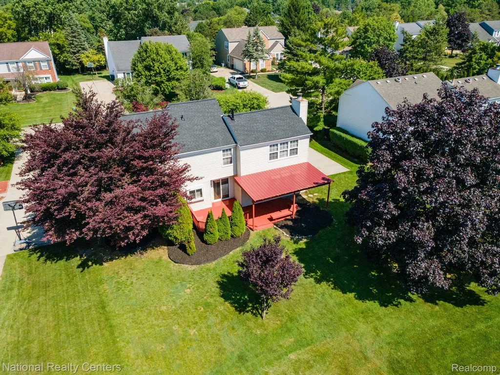 1884 Charrington Drive West Bloomfield Charter Township MI 48324