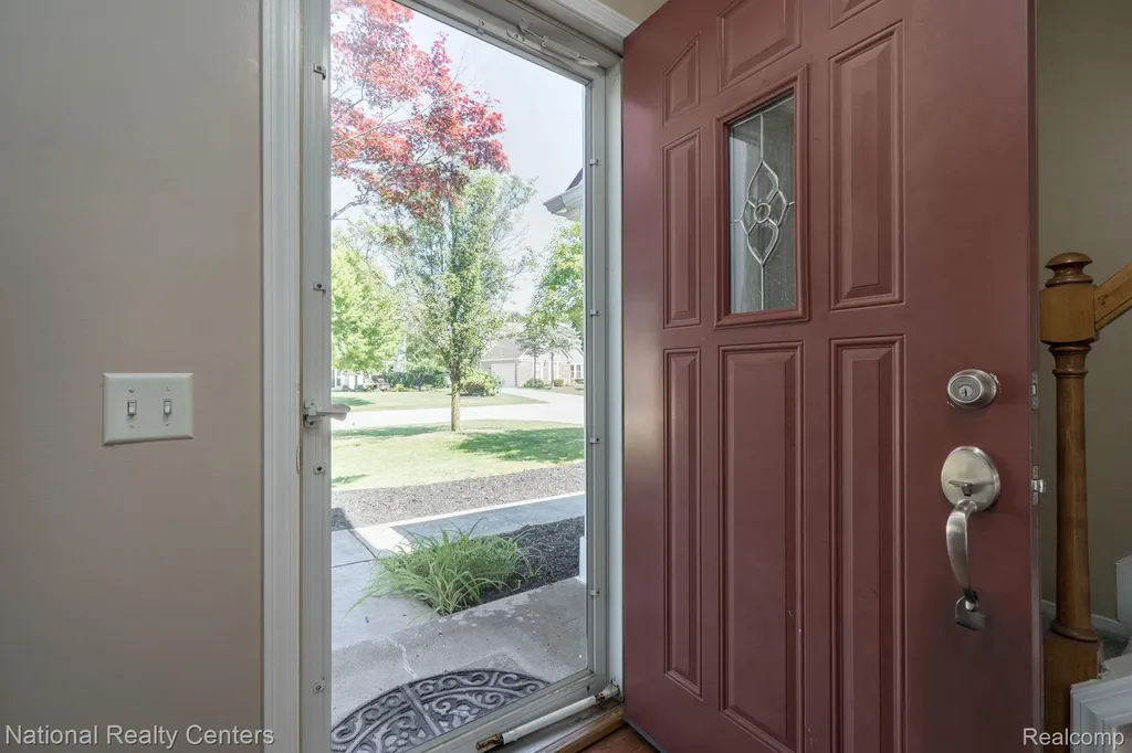1884 Charrington Drive West Bloomfield Charter Township MI 48324