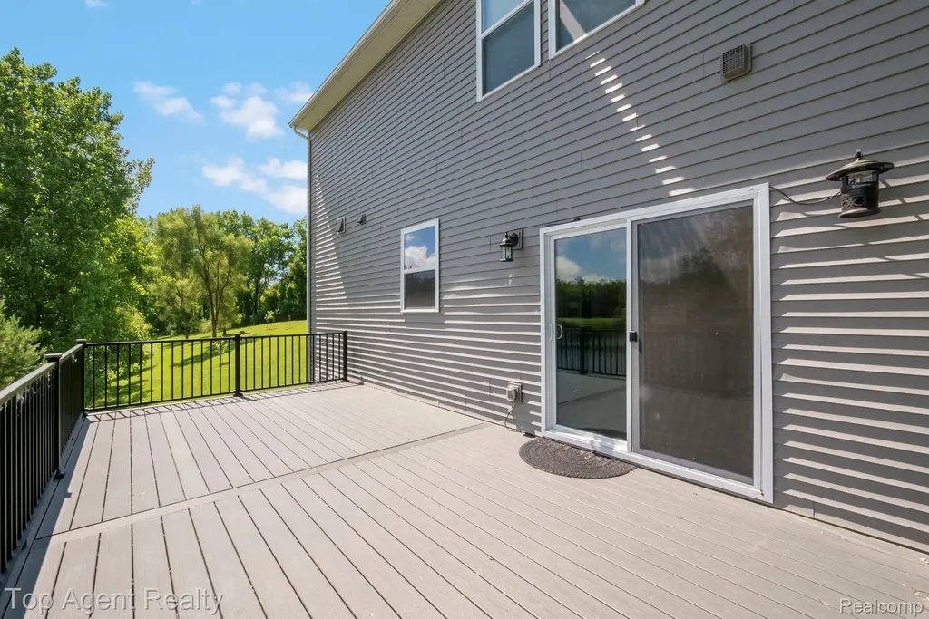 63770 Dequindre Road Washington Township MI 48095