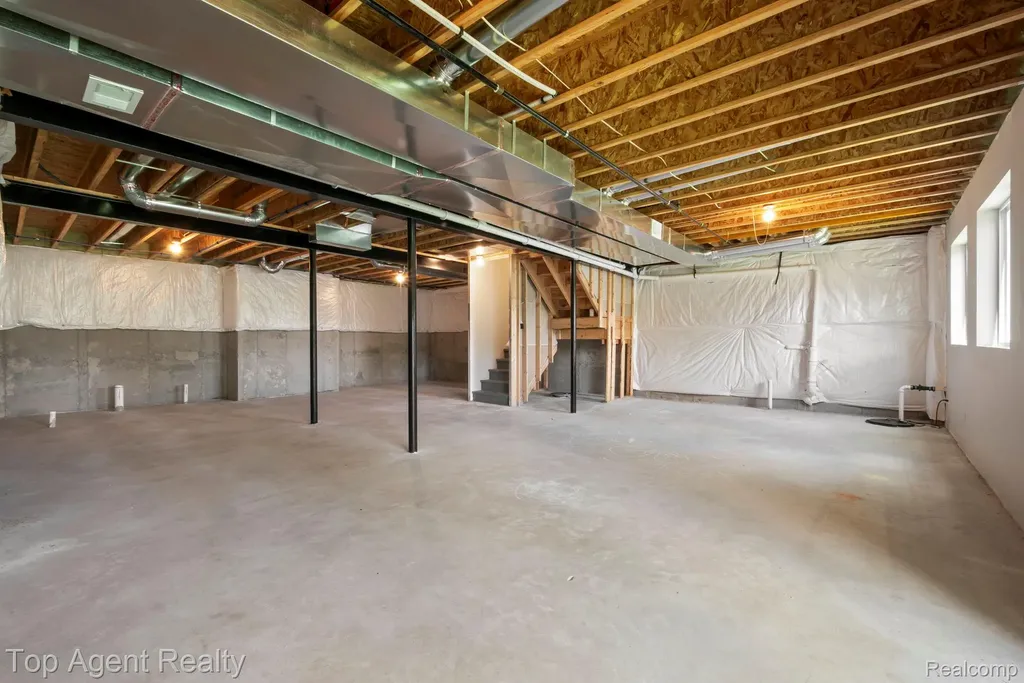 63770 Dequindre Road Washington Township MI 48095