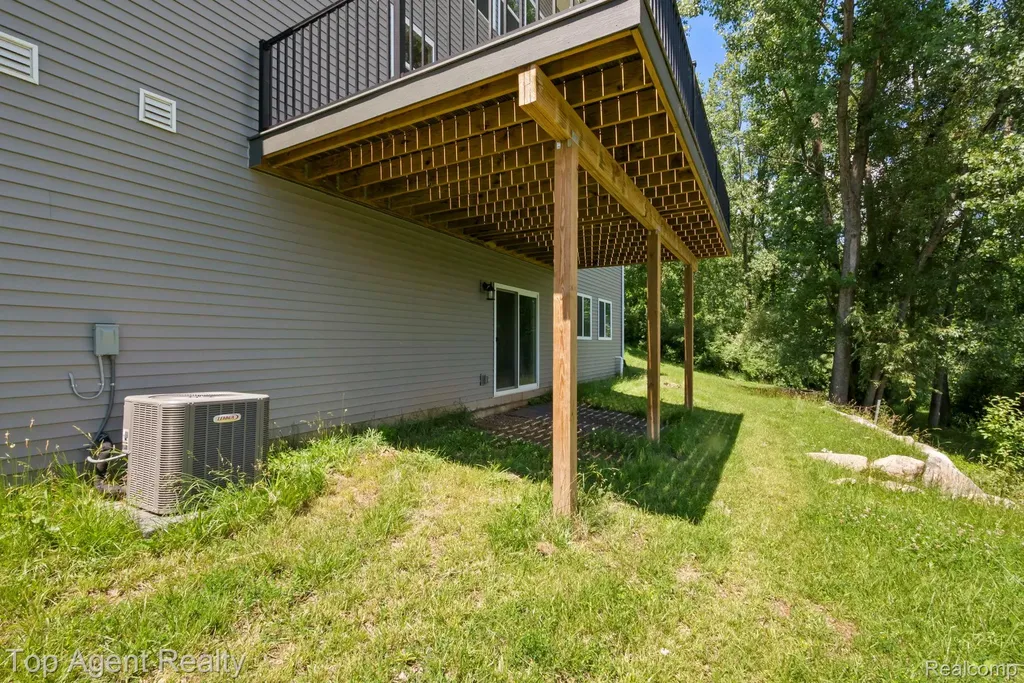 63770 Dequindre Road Washington Township MI 48095
