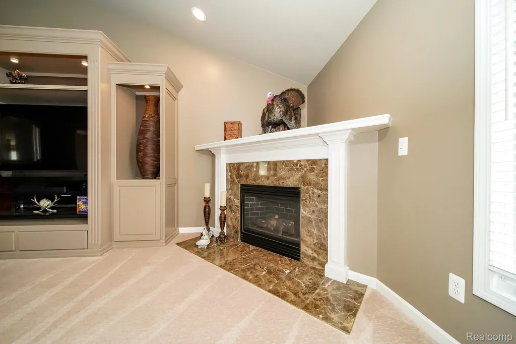 16154 White Water Drive Macomb Township MI 48042