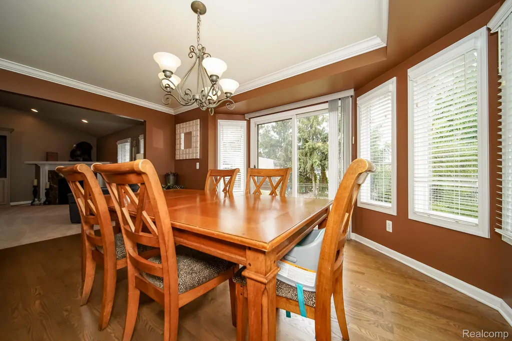 16154 White Water Drive Macomb Township MI 48042