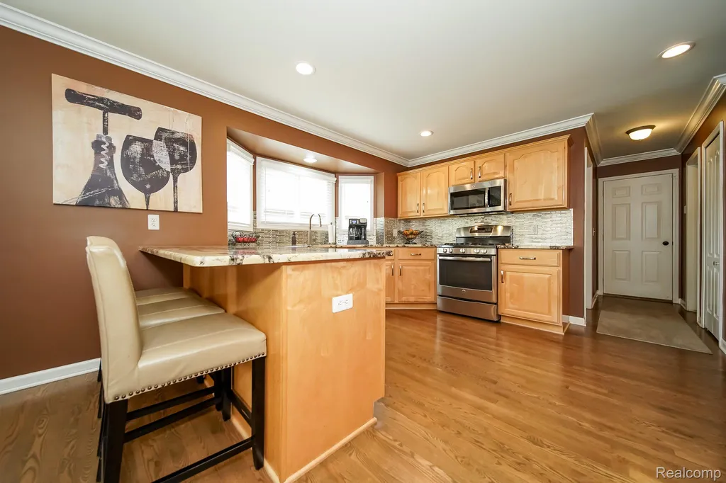 16154 White Water Drive Macomb Township MI 48042