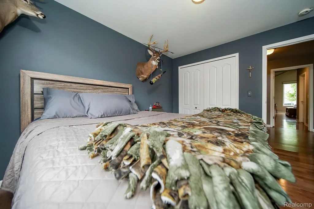 16154 White Water Drive Macomb Township MI 48042